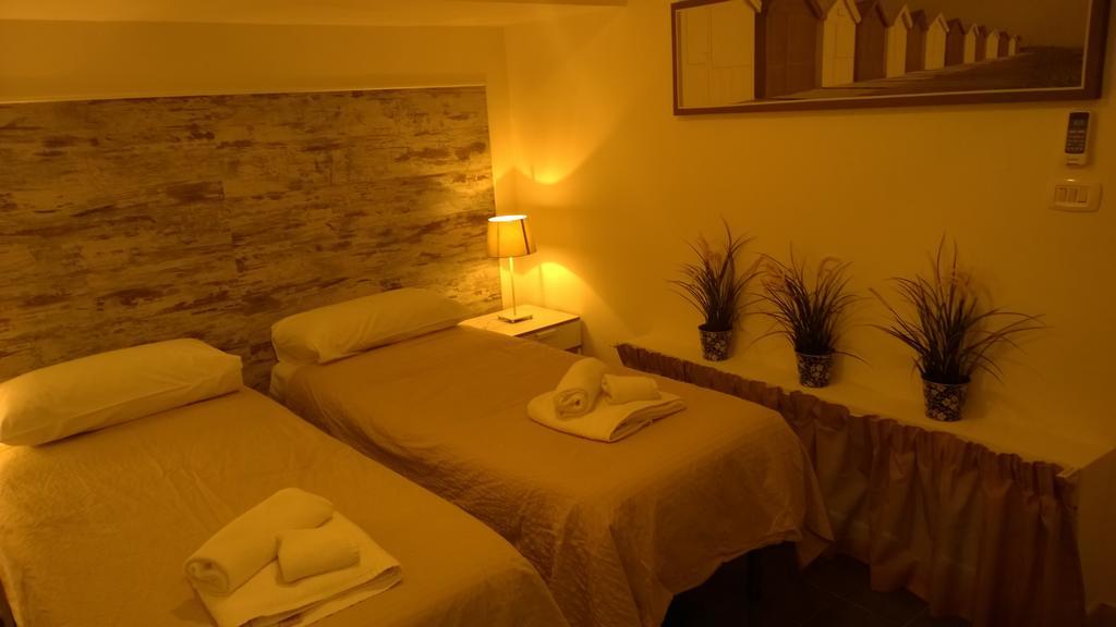 Palazzo Magnocavallo B&B Napoli Bagian luar foto