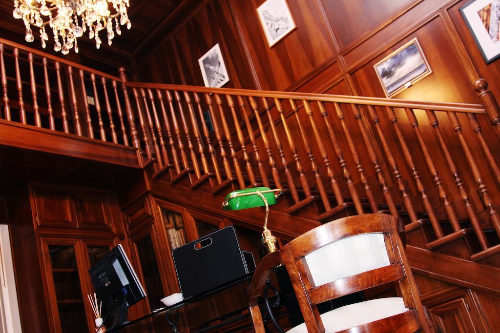 Palazzo Magnocavallo B&B Napoli Bagian luar foto