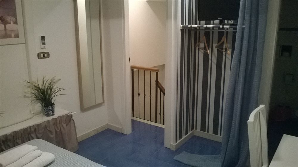 Palazzo Magnocavallo B&B Napoli Bagian luar foto