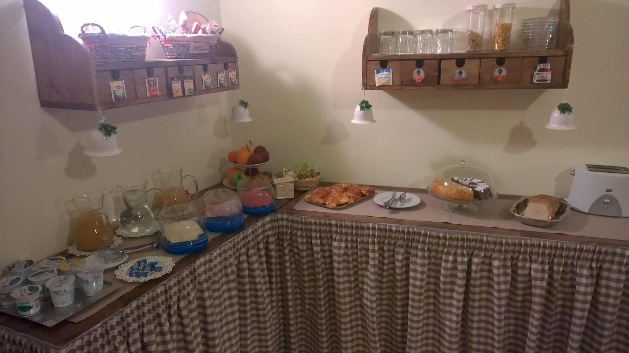 Palazzo Magnocavallo B&B Napoli Bagian luar foto