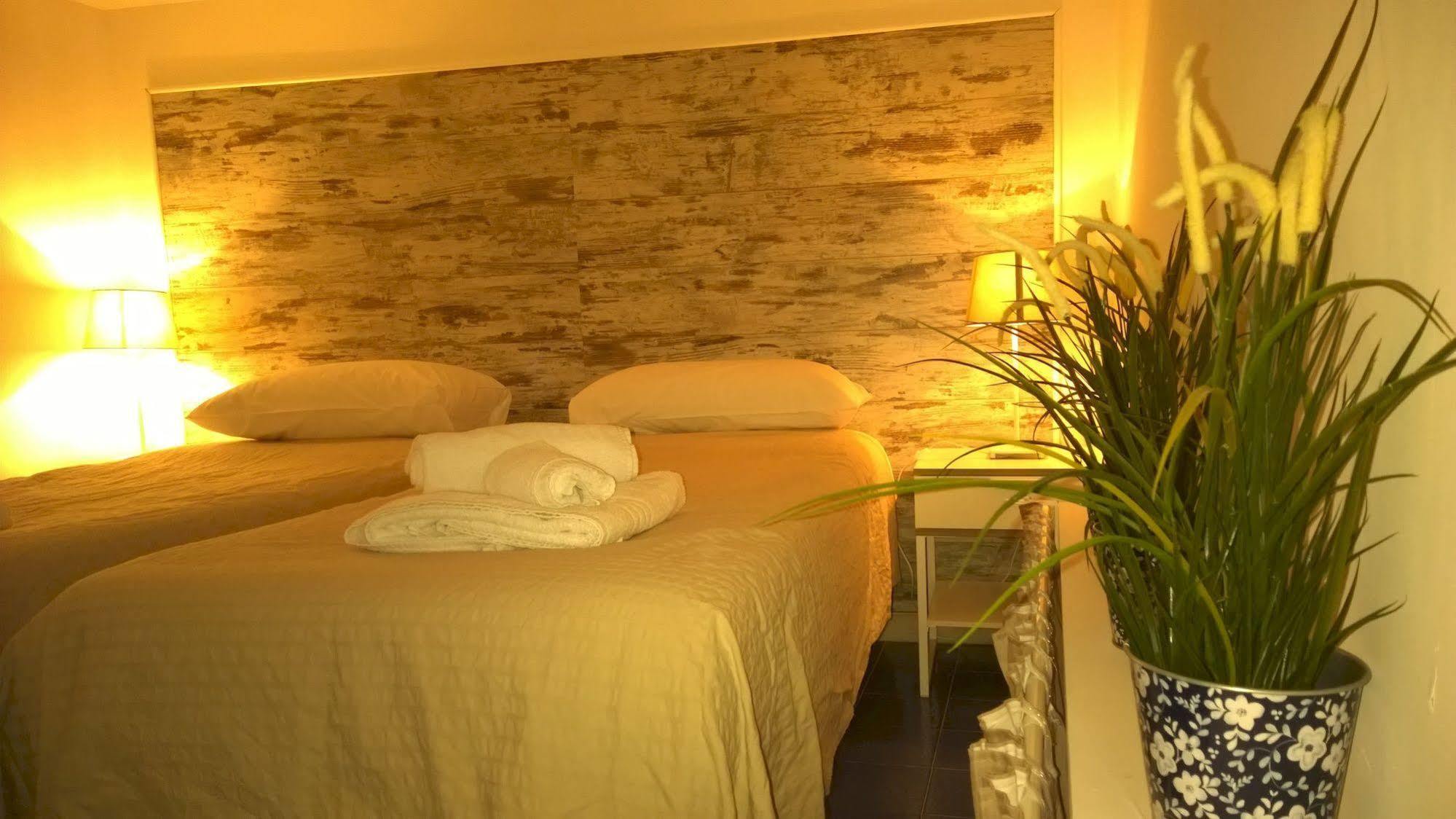 Palazzo Magnocavallo B&B Napoli Bagian luar foto